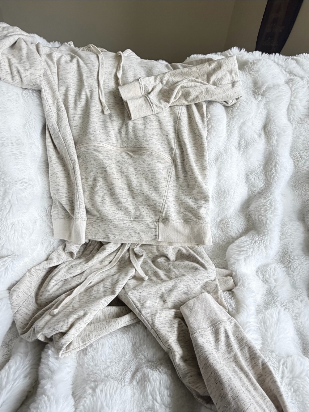 Mono B Cream 2 pc set. Heather Hoodie /Leggings Size Medium - Picture 2 of 12